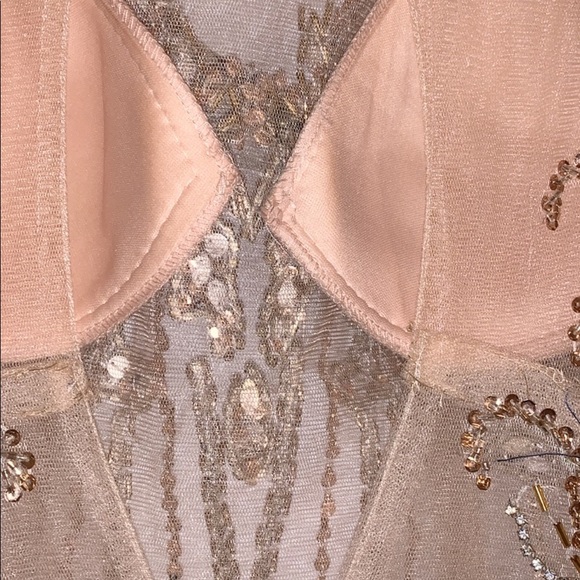 COPY - Swarovski crystal evening gown size 4 - Picture 11 of 16